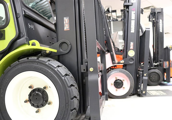 Forklift Tires Pneumatic Or Cushion