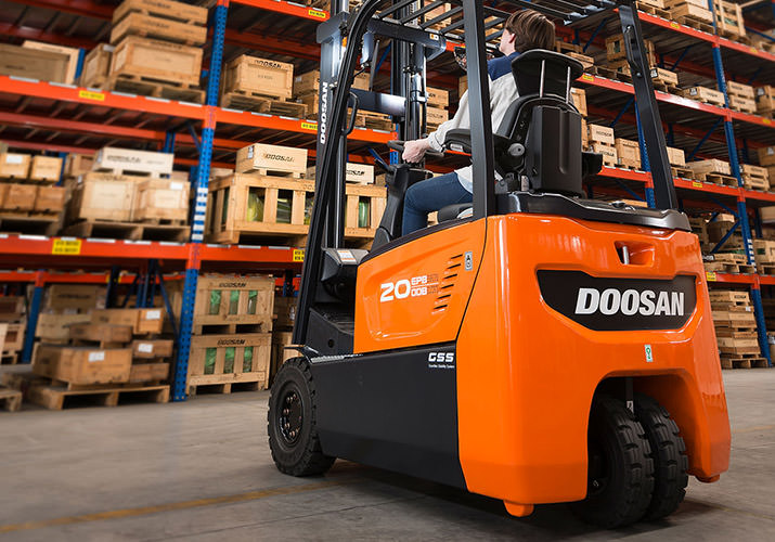 Is It Time To Replace Or Upgrade Your Forklift